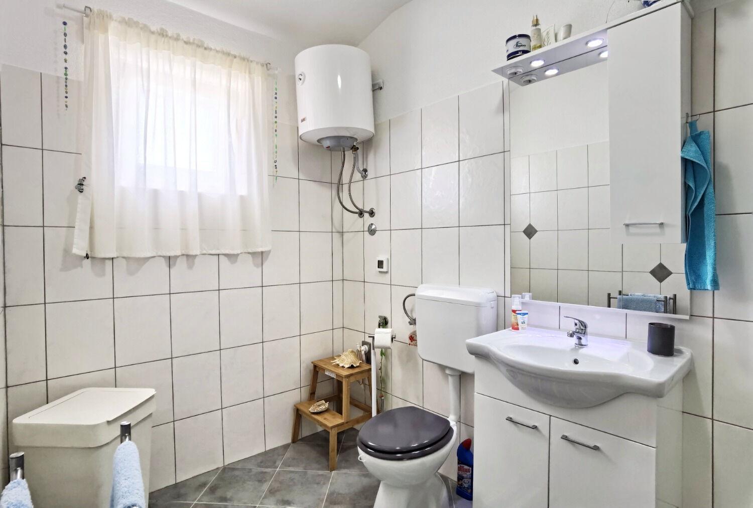 Apartments Adria - Seafront & Seaview Lukovo Sugarje Ngoại thất bức ảnh